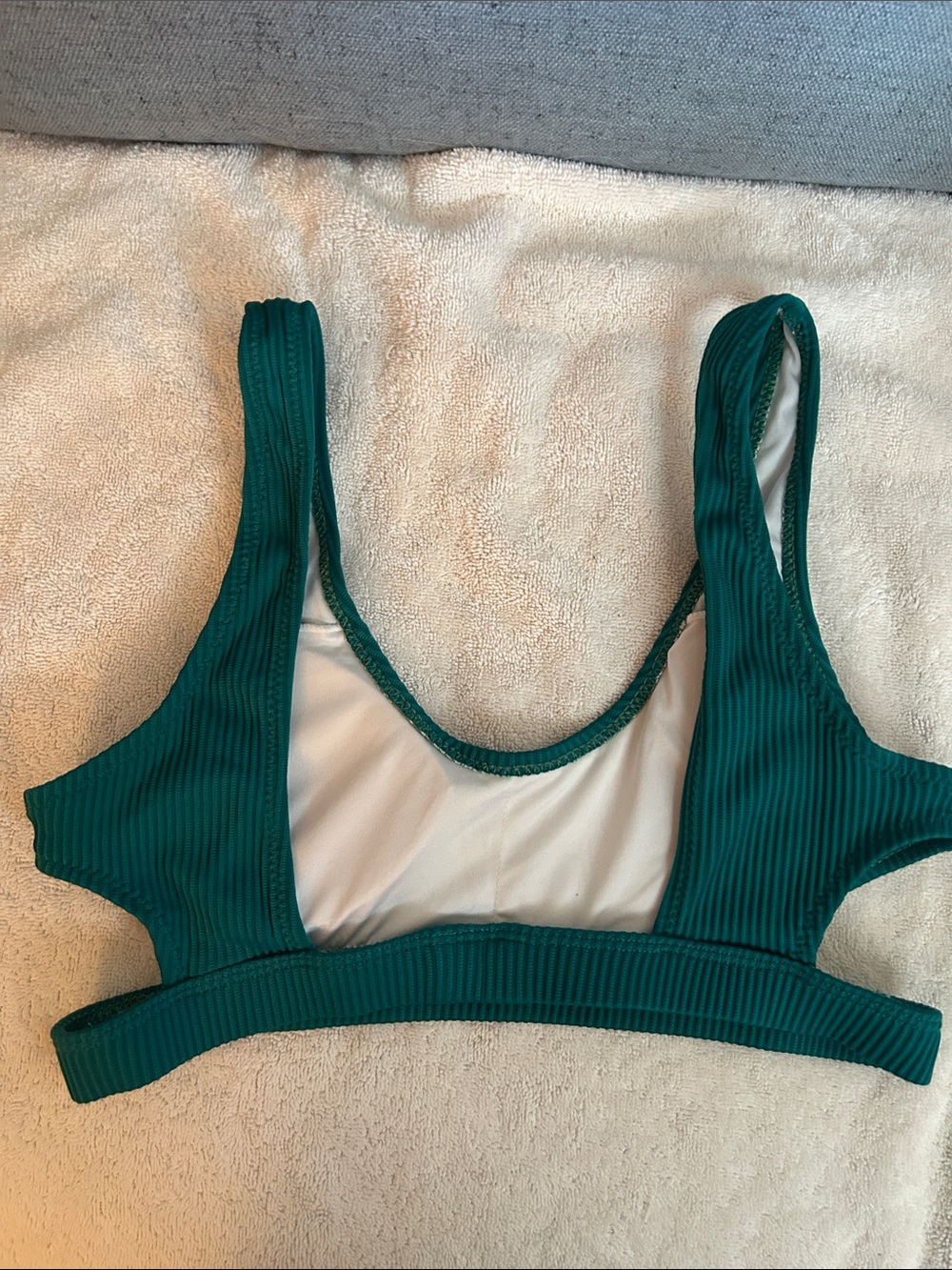 Cupshe Emerald Ribbed Bikini Set - Picture 3 of 5